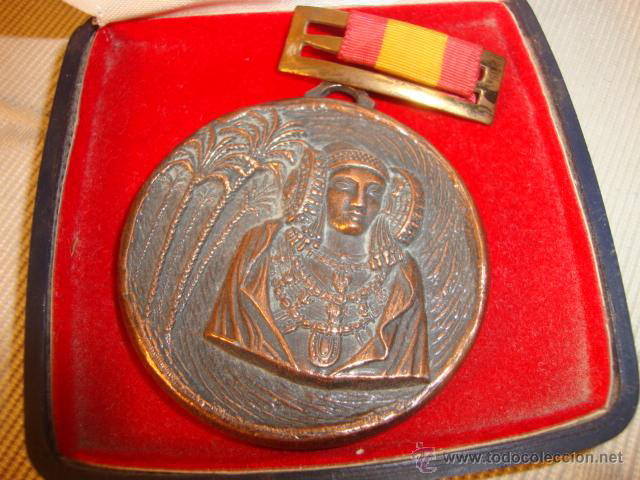 Objeto - Medalla antigua Dama de Elche Palmeral