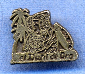 Objeto - Dama insignia El Dátil de Oro